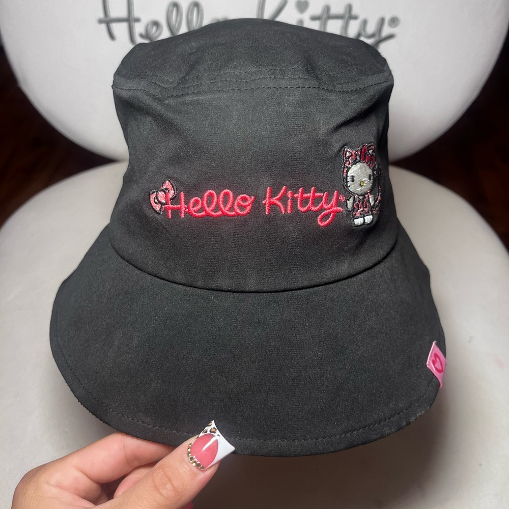Hello Kitty Black Bucket Hat